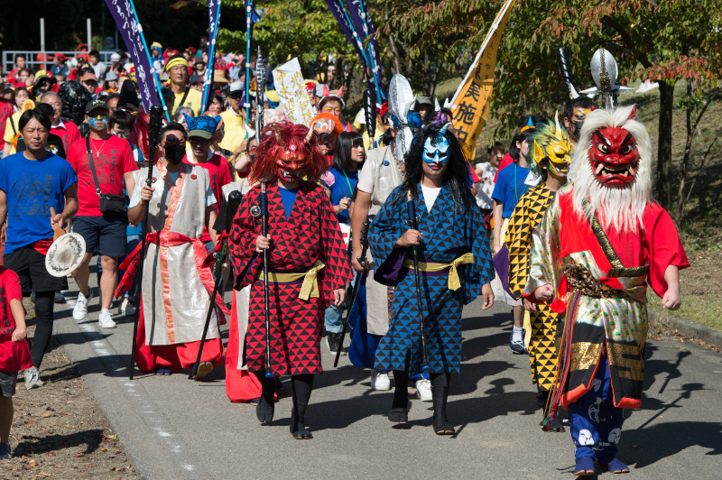 越後くがみ山 酒呑童子行列